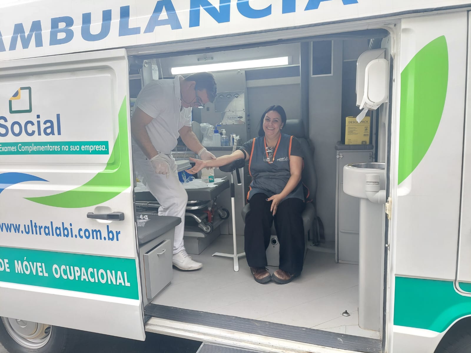 Equipe em atendimento